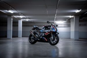 Read more about the article BMW S1000RR Price in Bangladesh, Colors, Mileage, Features, Specs and Competitors