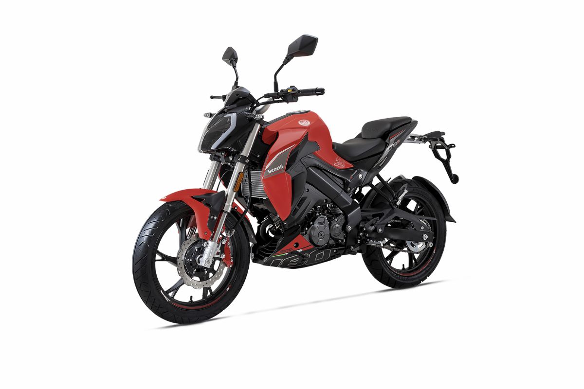 Read more about the article Benelli 180S Price in India, Colors, Mileage, Features, Specs and Competitors