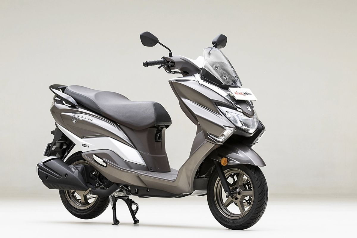 Read more about the article Suzuki Burgman Street 125 Hybrid Price in India, Variants, Colors, Mileage, features, Specs and Competitors