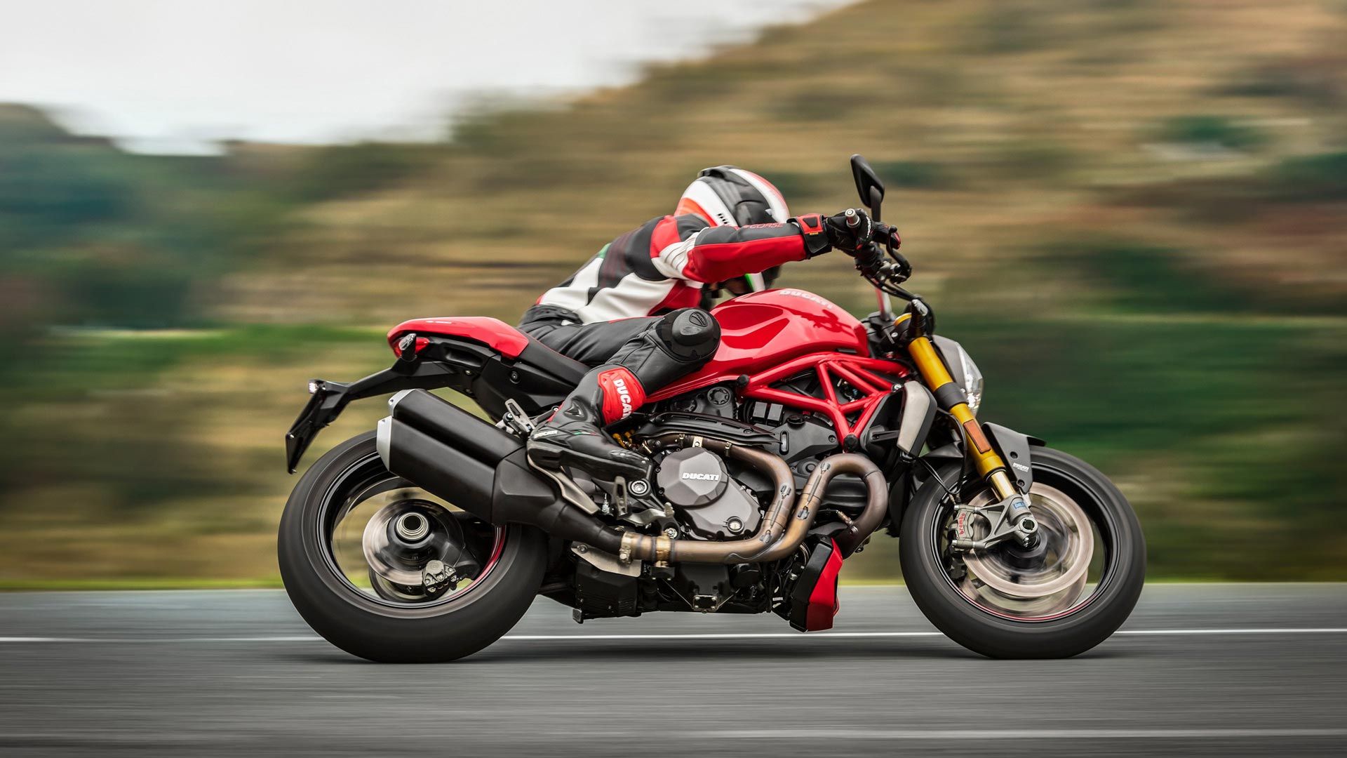 Read more about the article Ducati Monster 1200 Price in India, Price in India, Colors, Mileage, Top-Speed, Specs and Competitors