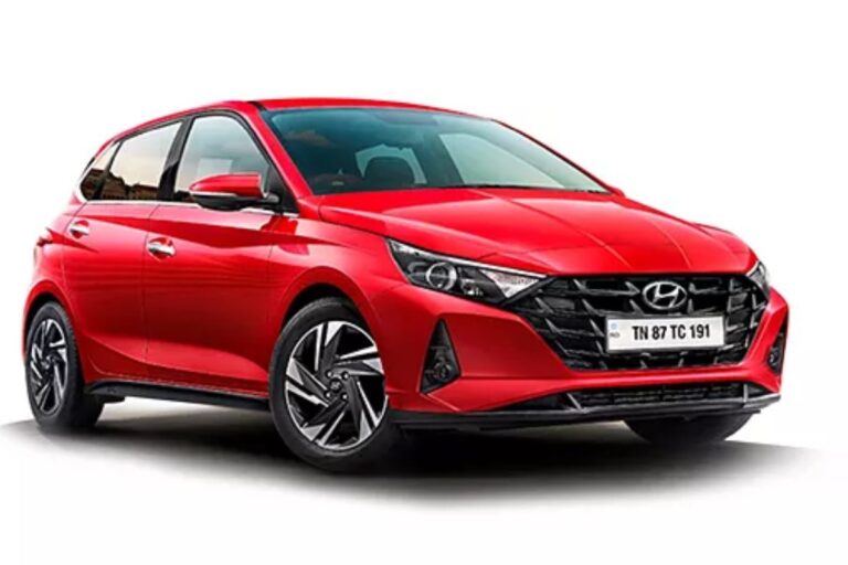 Hyundai i20 Owner Sells Car to Buy Punch, Ends Up with Exter Instead