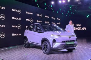 Read more about the article Tata Nexon EV Facelift Launched in India, Prices Start at Rs 14.74 lakh